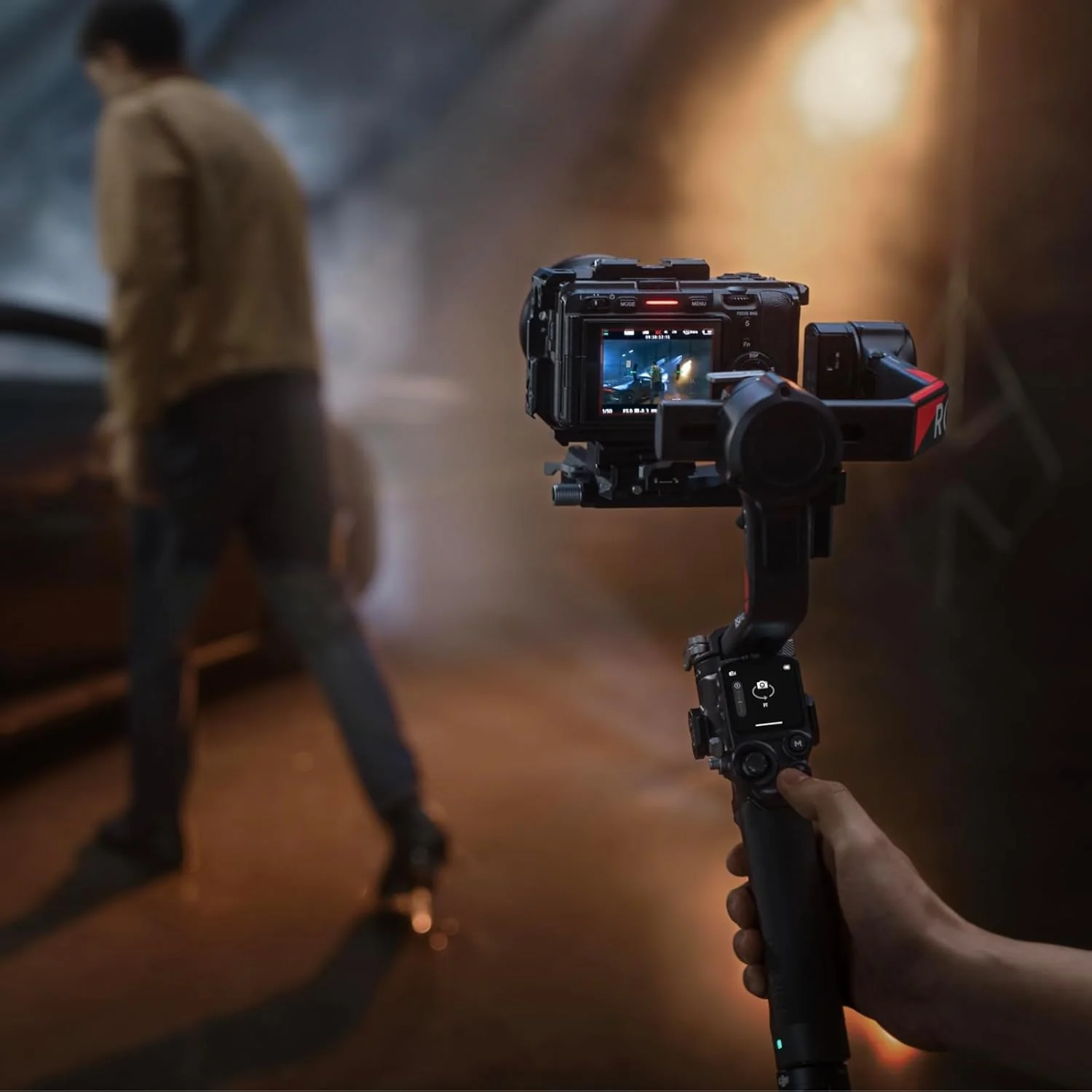 DJI RS 4 Pro - Estabilizador de cardán de 3 ejes - Image 7