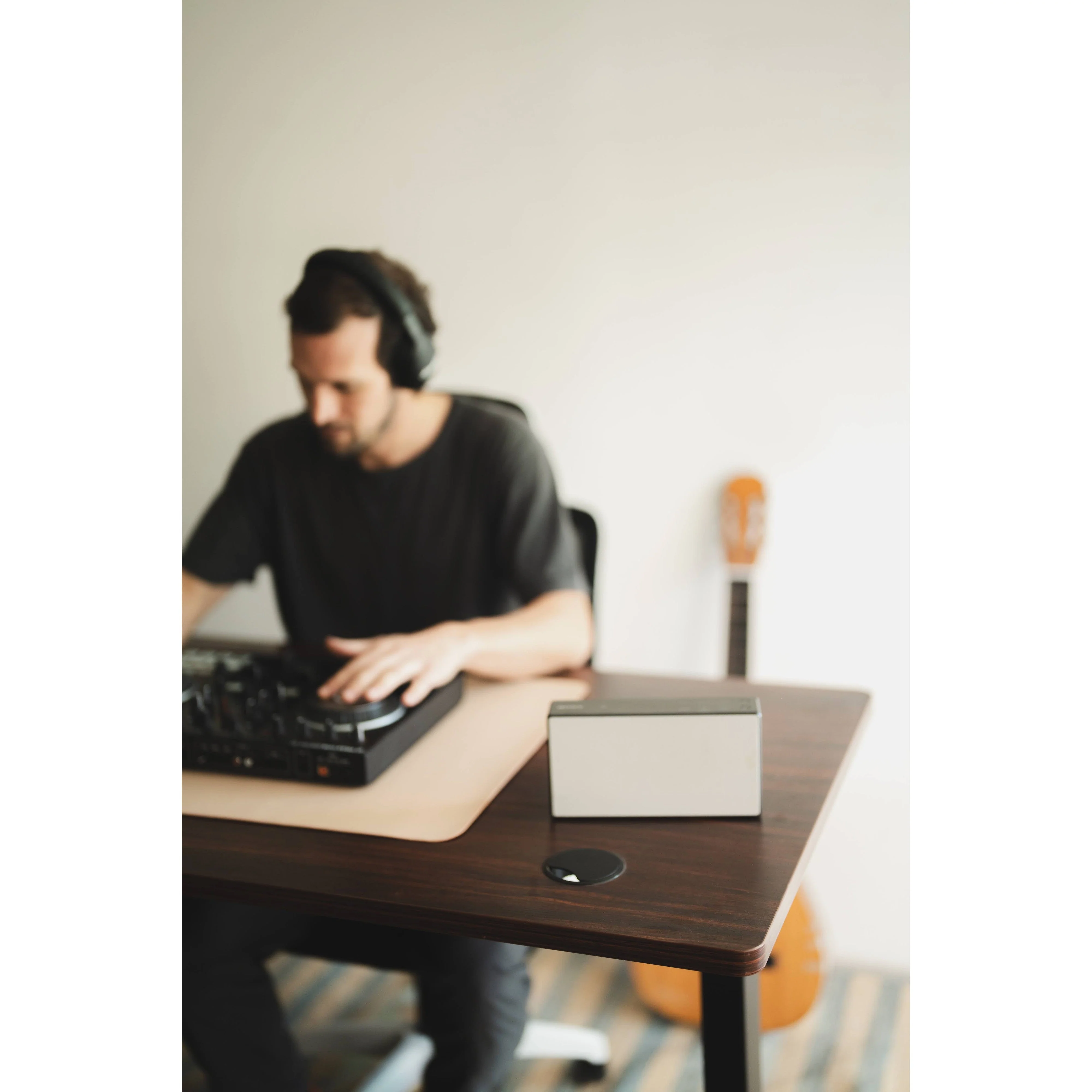 Standing Desk 1.20 x 60 cm - Image 11